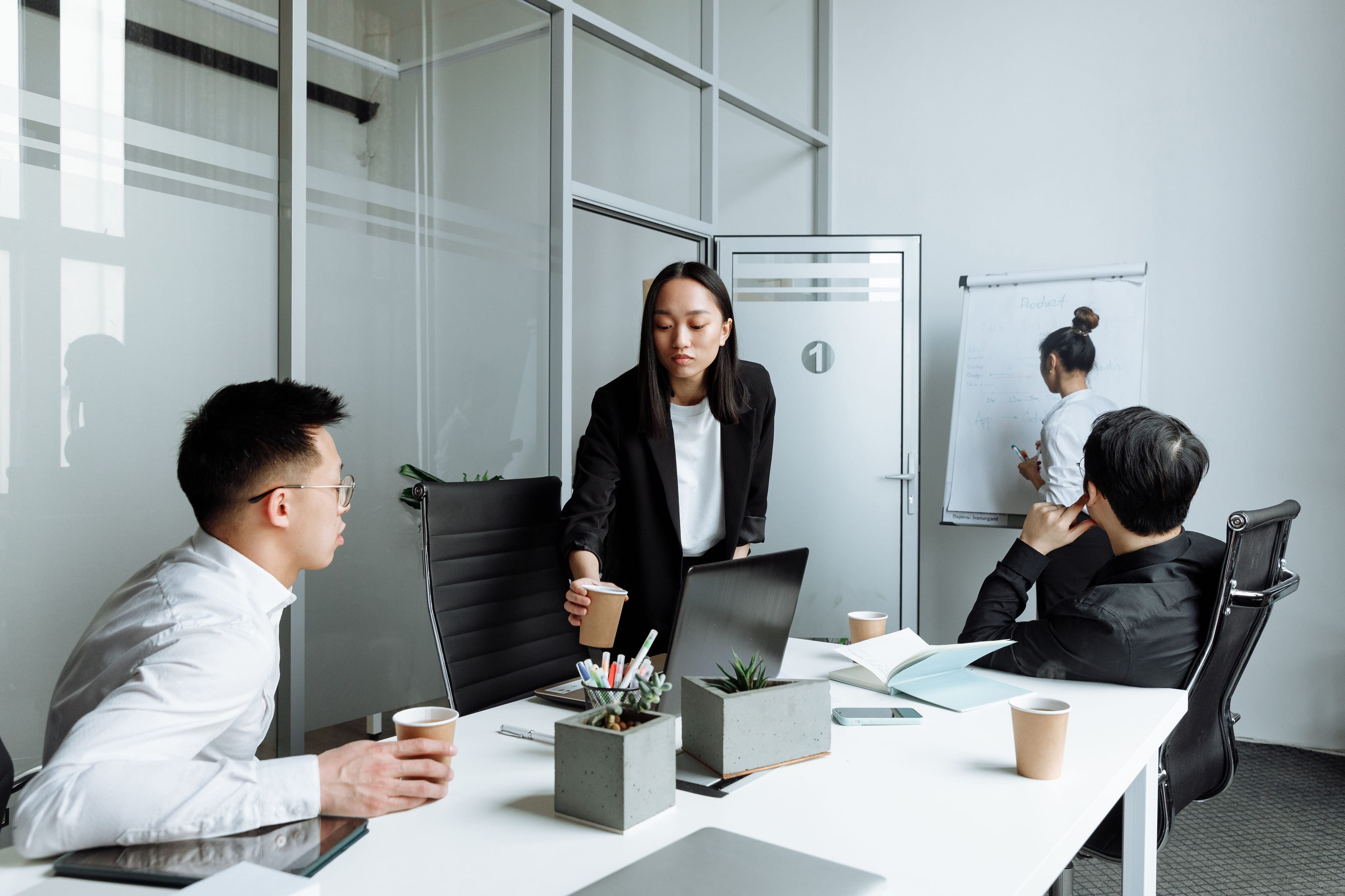Elegant collaborative workspace